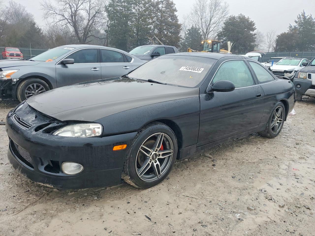1997 Lexus SC 300, VIN JT8CD32Z8V1000682 — Front end