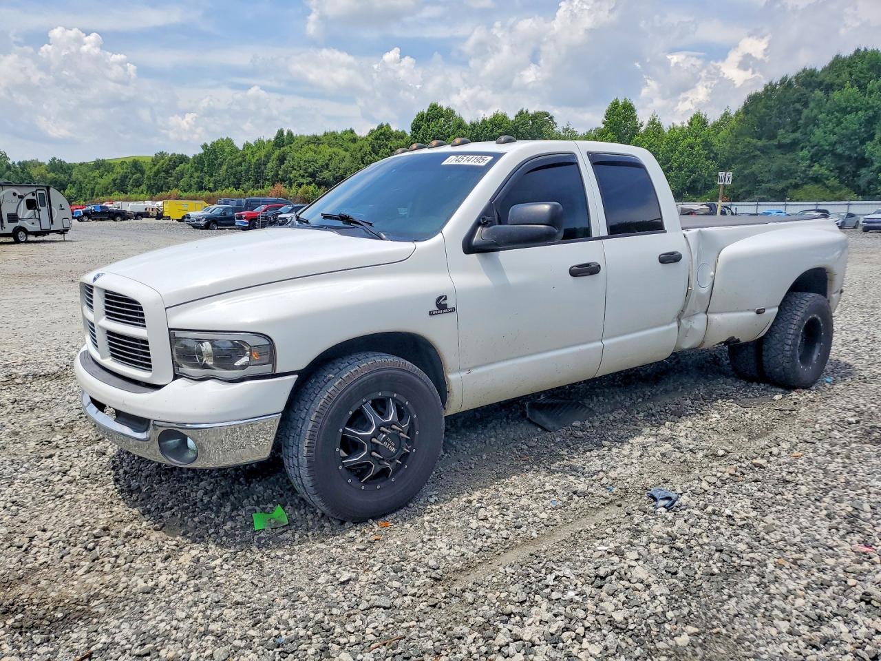 2004 Dodge 3500 ST, VIN 3D7MA48C74G171744 — Бок