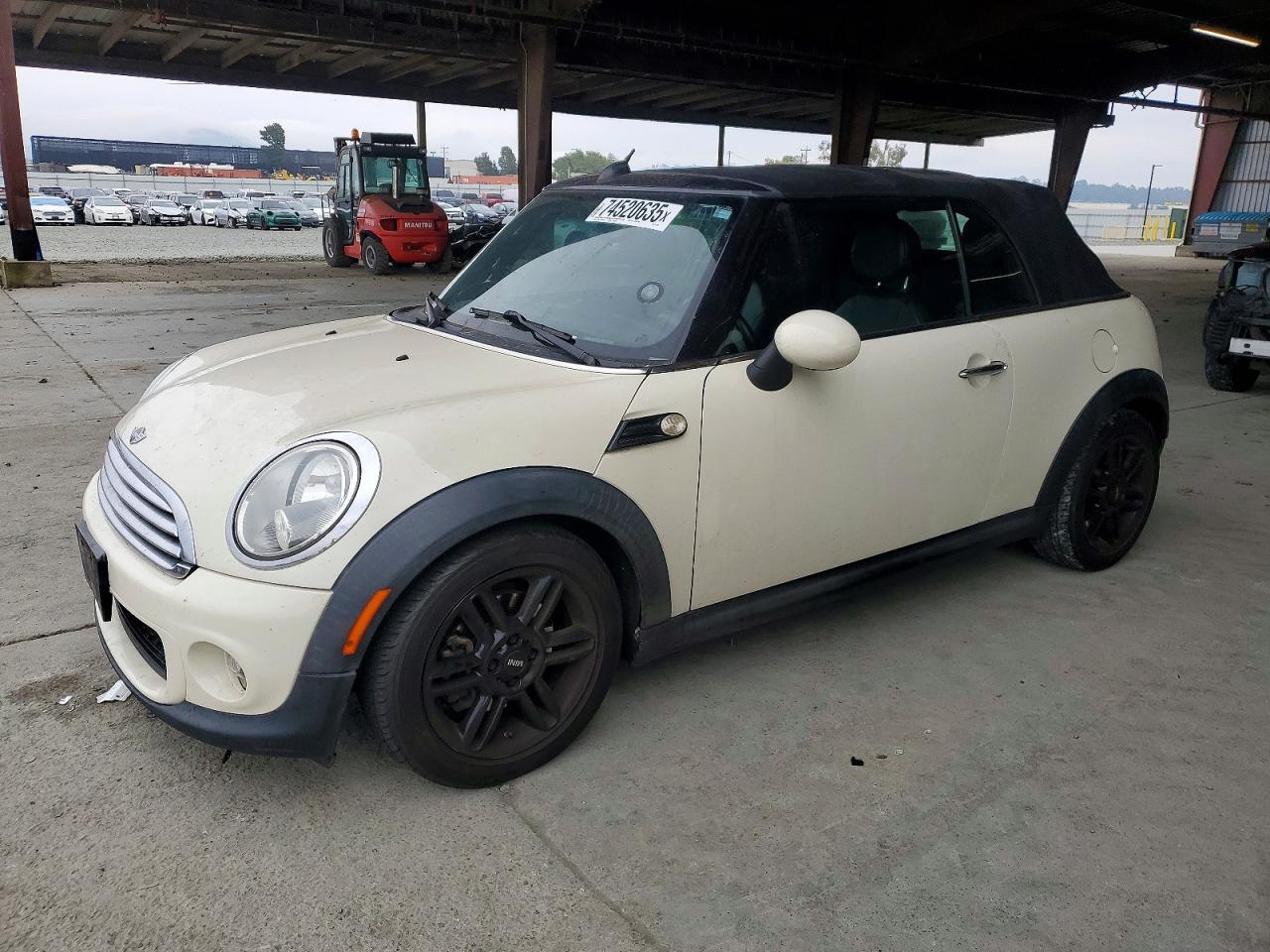 2012 MINI Convertible, VIN WMWZN3C55CT134763 — Minor dents and scratches