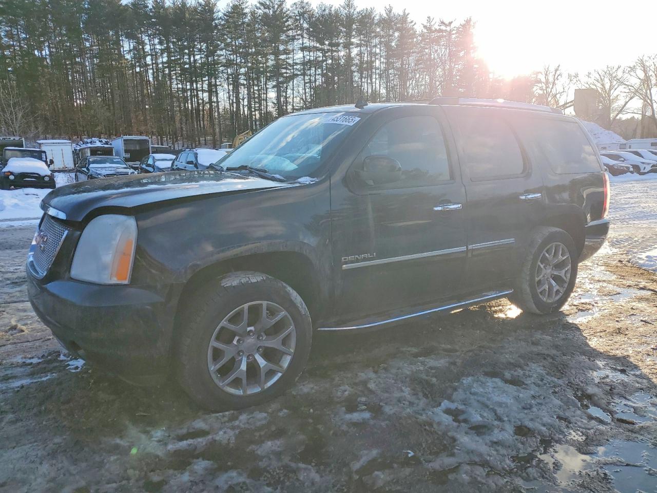 2012 GMC Yukon Denali, VIN 1GKS2EEF2CR279534 — Normal wear