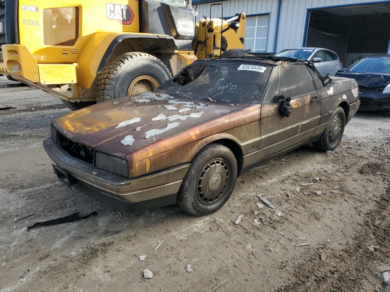 1989 Cadillac Allante, VIN 1G6VR3183KU102652 — Burn