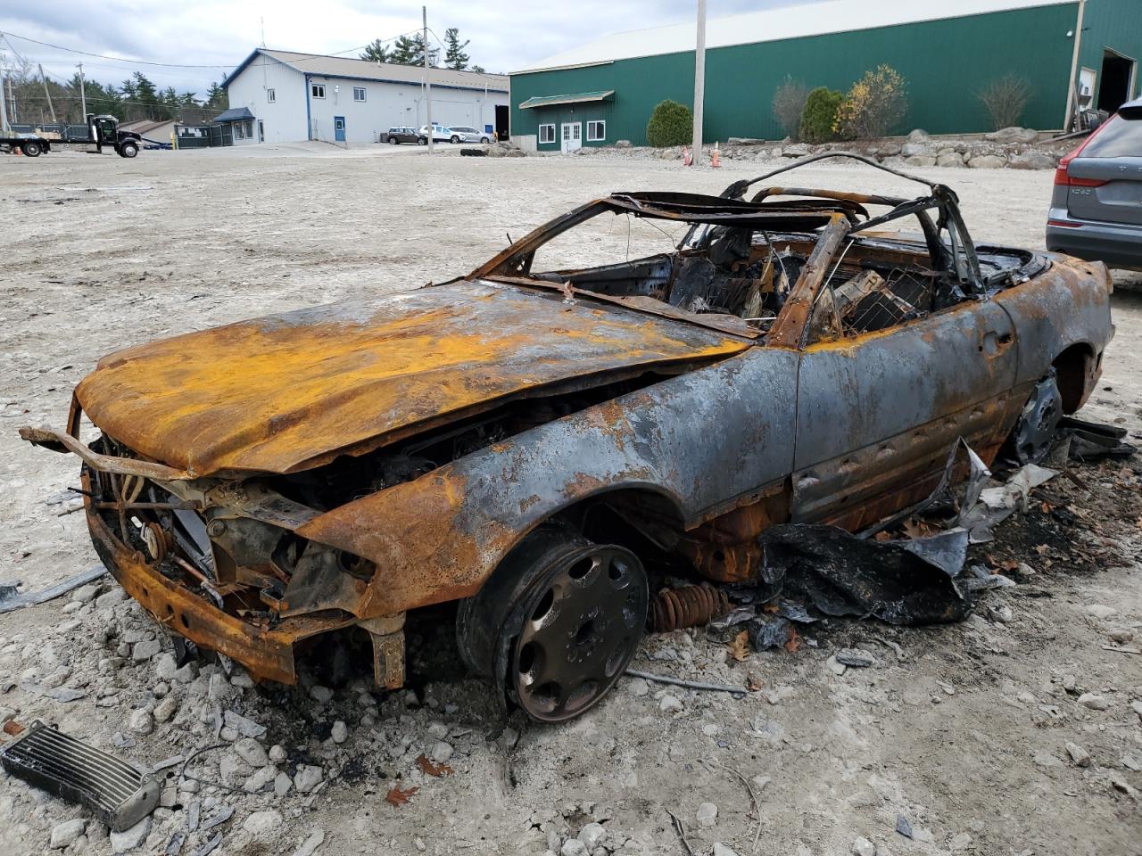 1990 Mercedes-Benz 500, VIN WDBFA66E0LF005731 — Burn