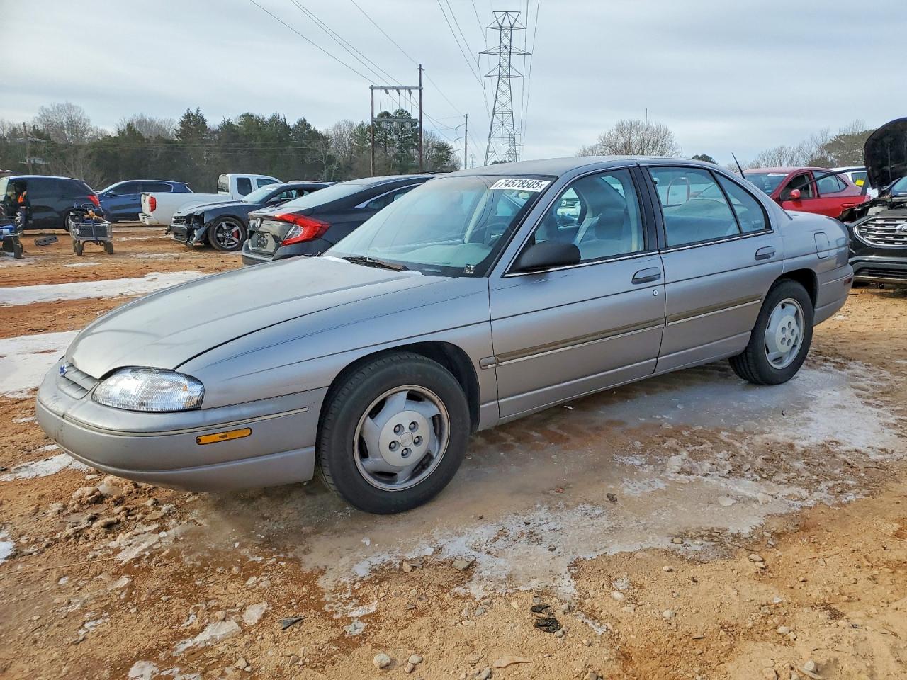 1996 Chevrolet Lumina, VIN 2G1WL52M4T1153206 — Side