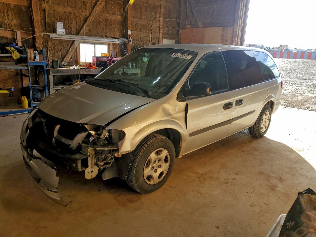 2003 Dodge Caravan SE, VIN 1D4GP24343B251979 — Перед