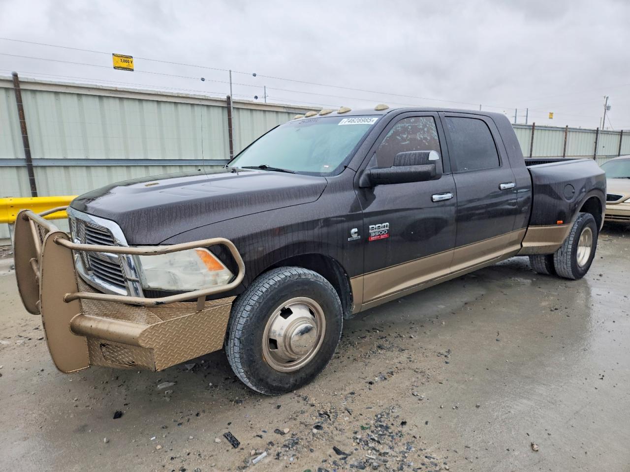 2010 Dodge RAM, VIN 3D73M4HL2AG142182 — Minor dents and scratches