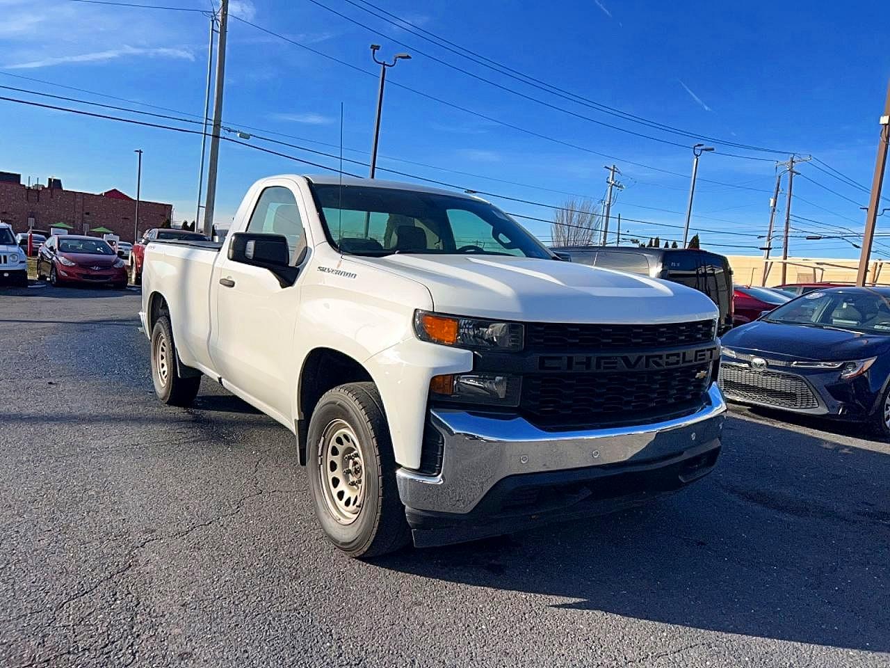 2020 Chevrolet Silverado 1500 Work Truck, VIN 3GCNYAEH2LG220890 — Normal wear