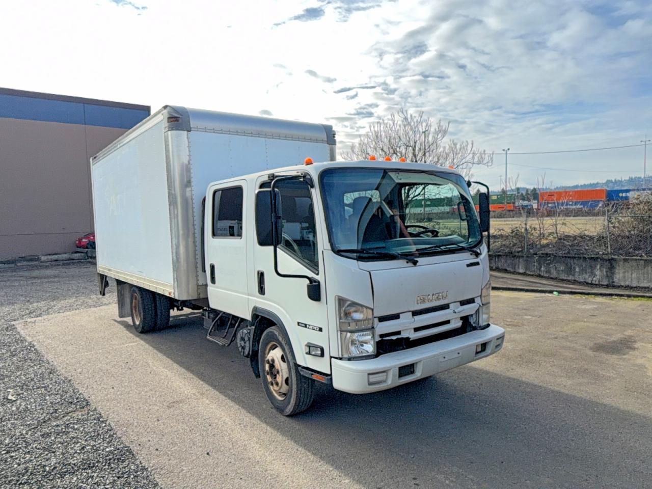 2012 Isuzu NPR, VIN 54DC4J1B2CS804988 — Front end
