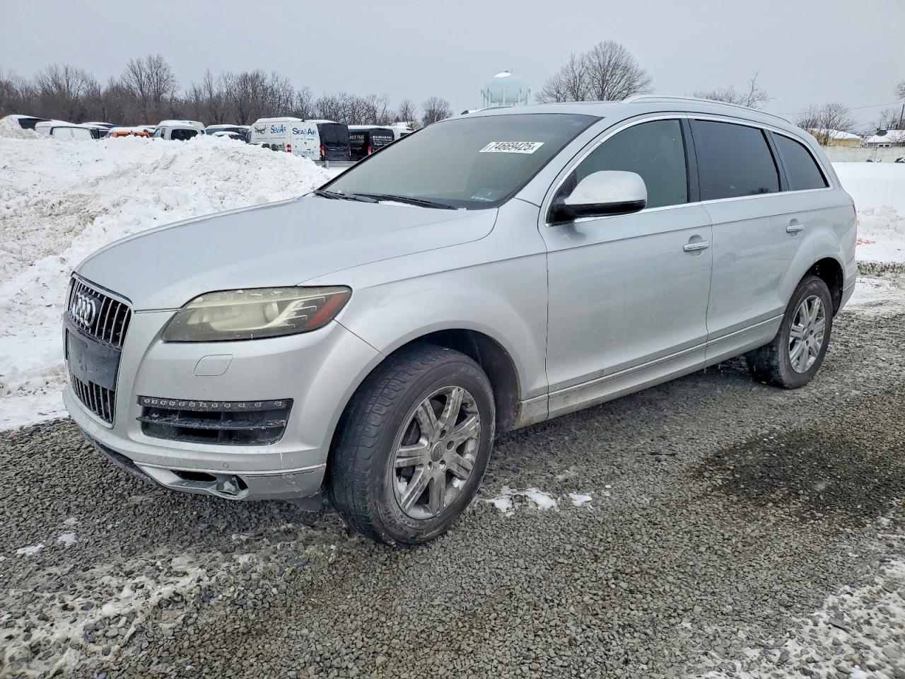 2015 Audi Q7 Premium, VIN WA1CGAFE7FD022042 — Пожар в салоне