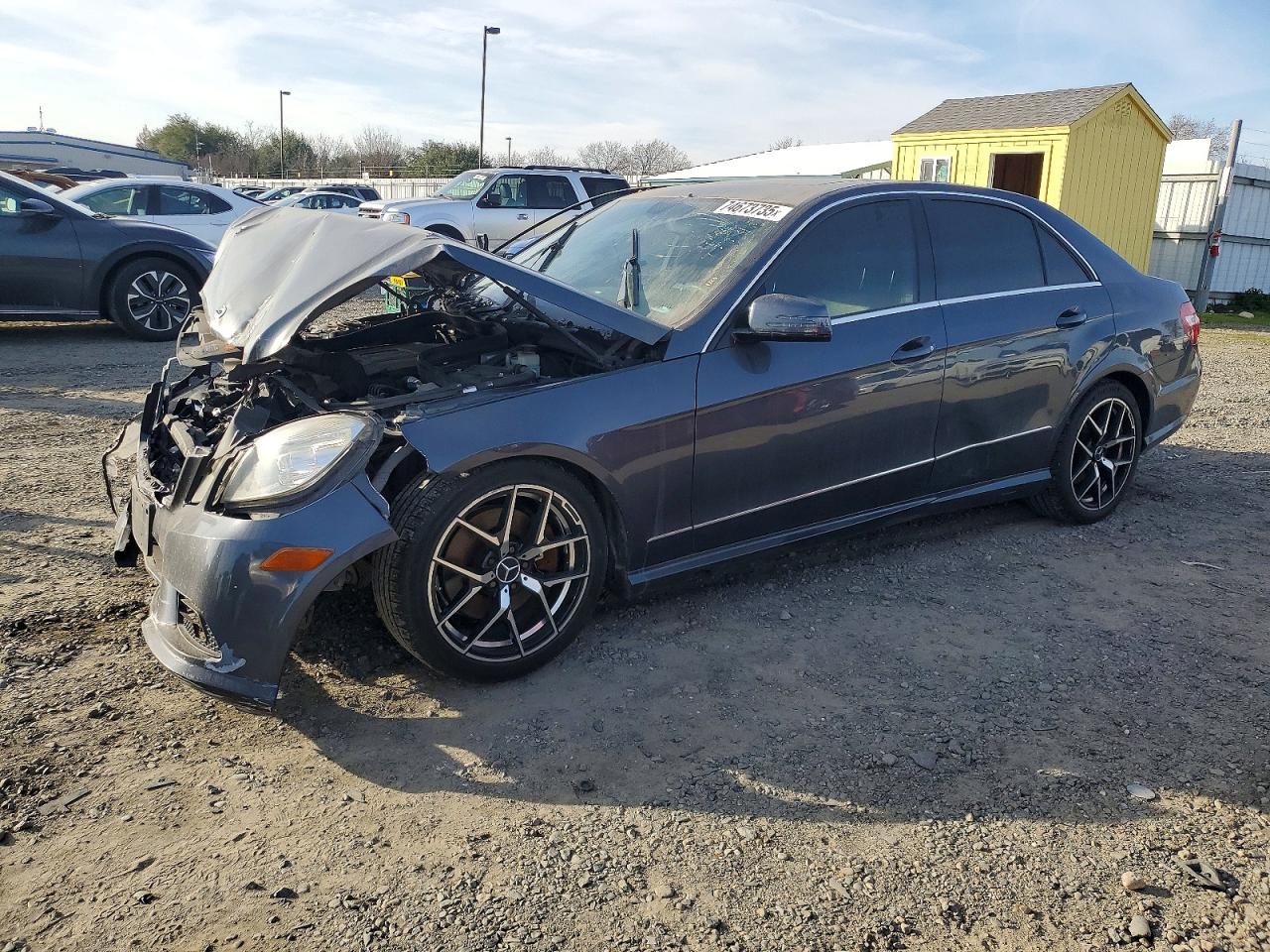 2011 Mercedes-Benz E 350 Luxury, VIN WDDHF5GB2BA379298 — Front end