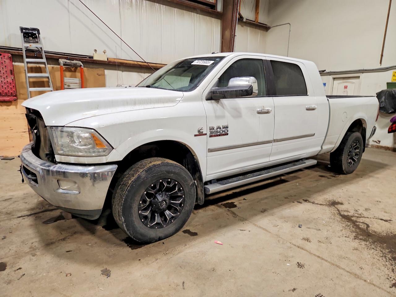 2013 Ram 3500 Laramie, VIN 3C63R3ML5DG582811 — Front end