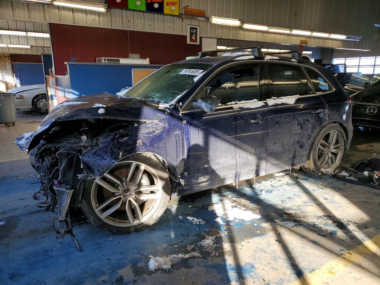2014 Audi SQ5 Premium Plus, VIN WA1CGAFP5EA037169 — Перед