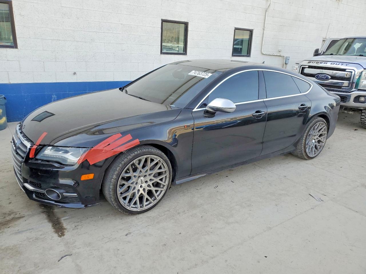 2013 Audi S7 Prestige, VIN WAU32BFCXDN074150 — Перед