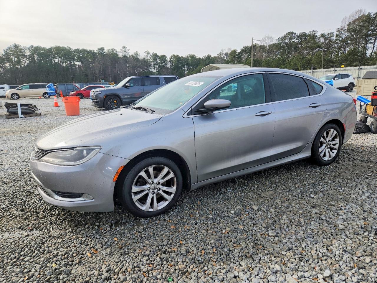 2015 Chrysler 200 Limited, VIN 1C3CCCAB0FN583630 — Side