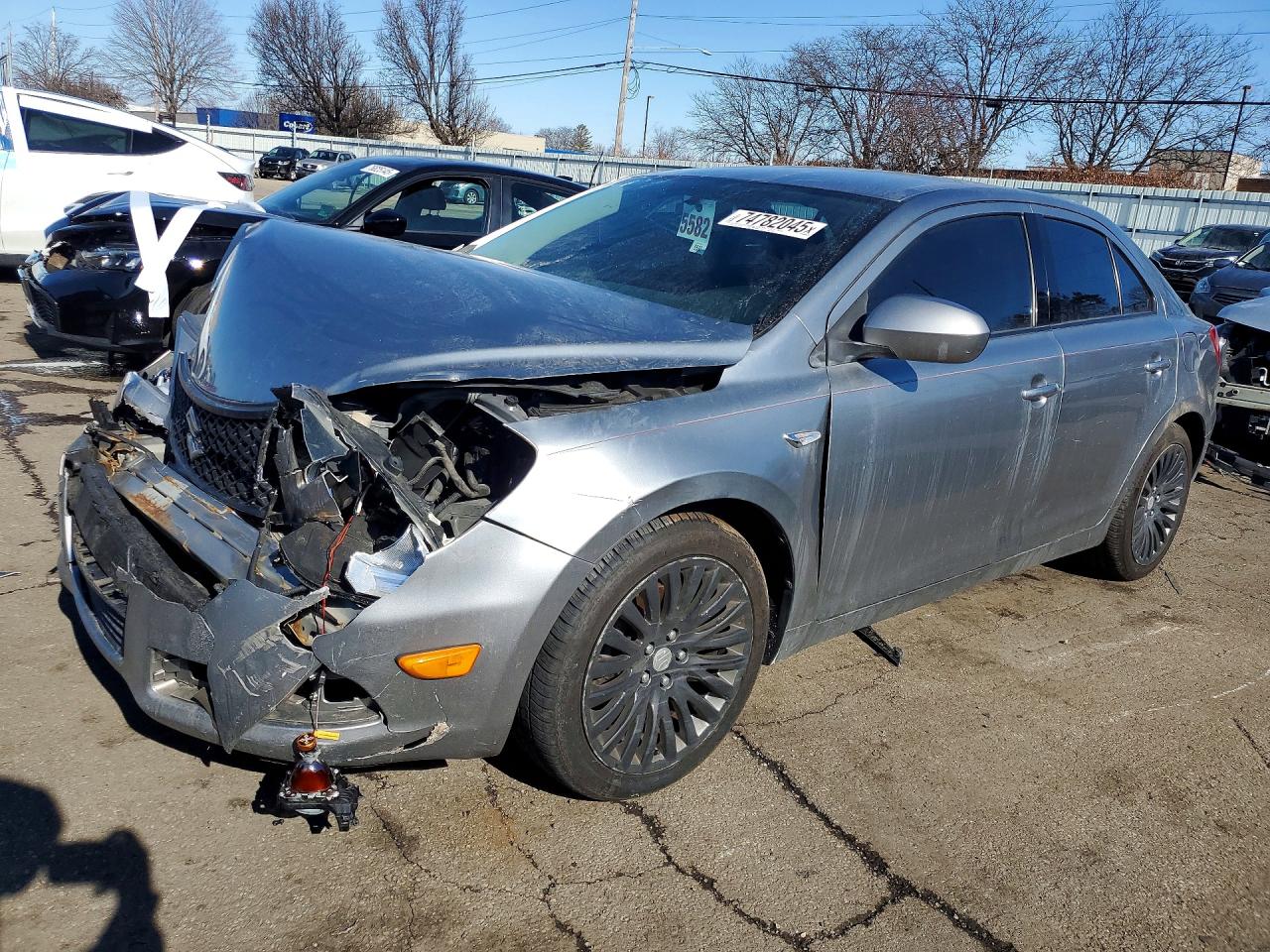 2012 Suzuki Kizashi SE, VIN JS2RF9A35C6100203 — Front end