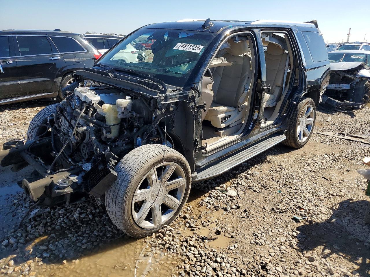 2017 Cadillac Escalade Luxury, VIN 1GYS3BKJ7HR396138 — Stripped