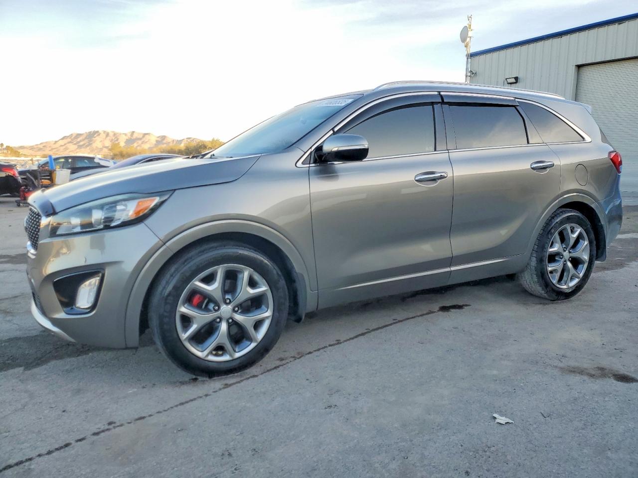 2017 Kia Sorento SX, VIN 5XYPK4A5XHG283457 — Engine fire