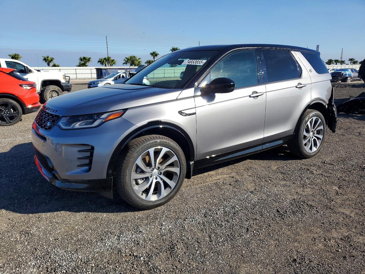 2025 Land Rover Discovery Sport Dynamic SE, VIN SALCL2FX4SH366142 — Rear end