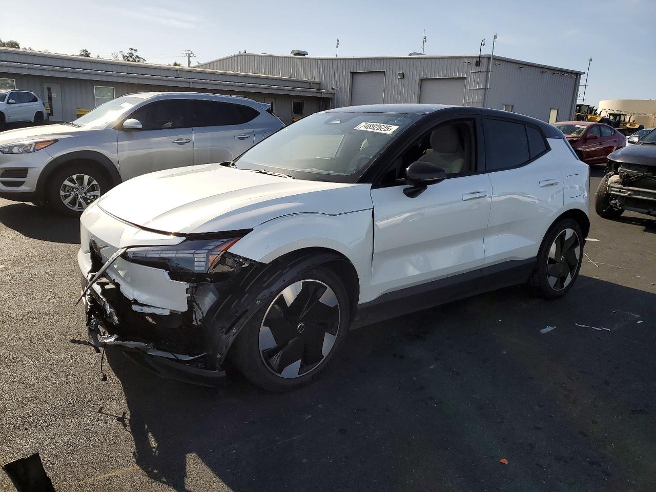 2025 Volvo Ex30 Ultra, VIN YV4EK3ZL1SS141422 — Front end