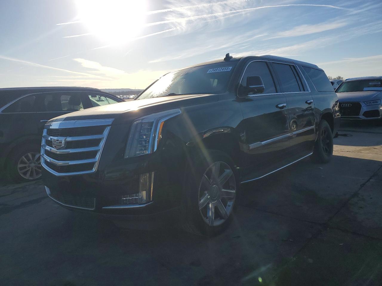 2019 Cadillac Escalade ESV Luxury, VIN 1GYS3HKJ3KR286200 — Mechanical