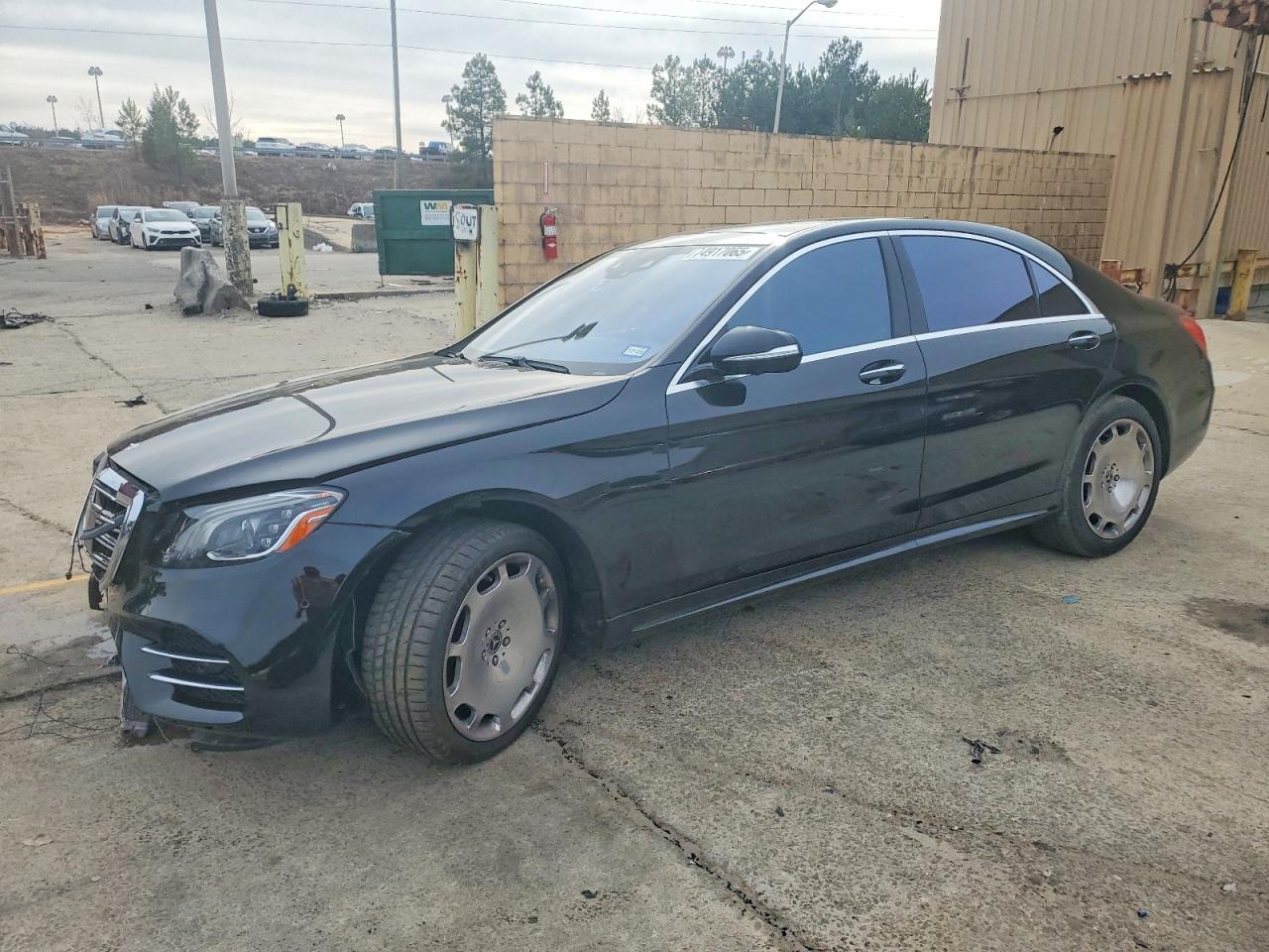 2018 Mercedes-Benz S 560, VIN WDDUG8DB3JA377592 — Front end