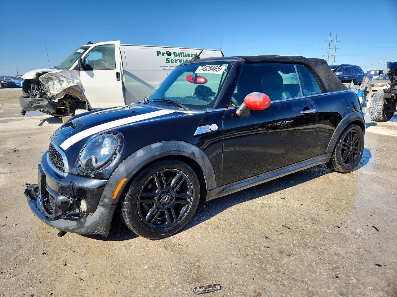 2014 MINI Convertible S, VIN WMWZP3C57ET706364 — Auction photo 1 of 14