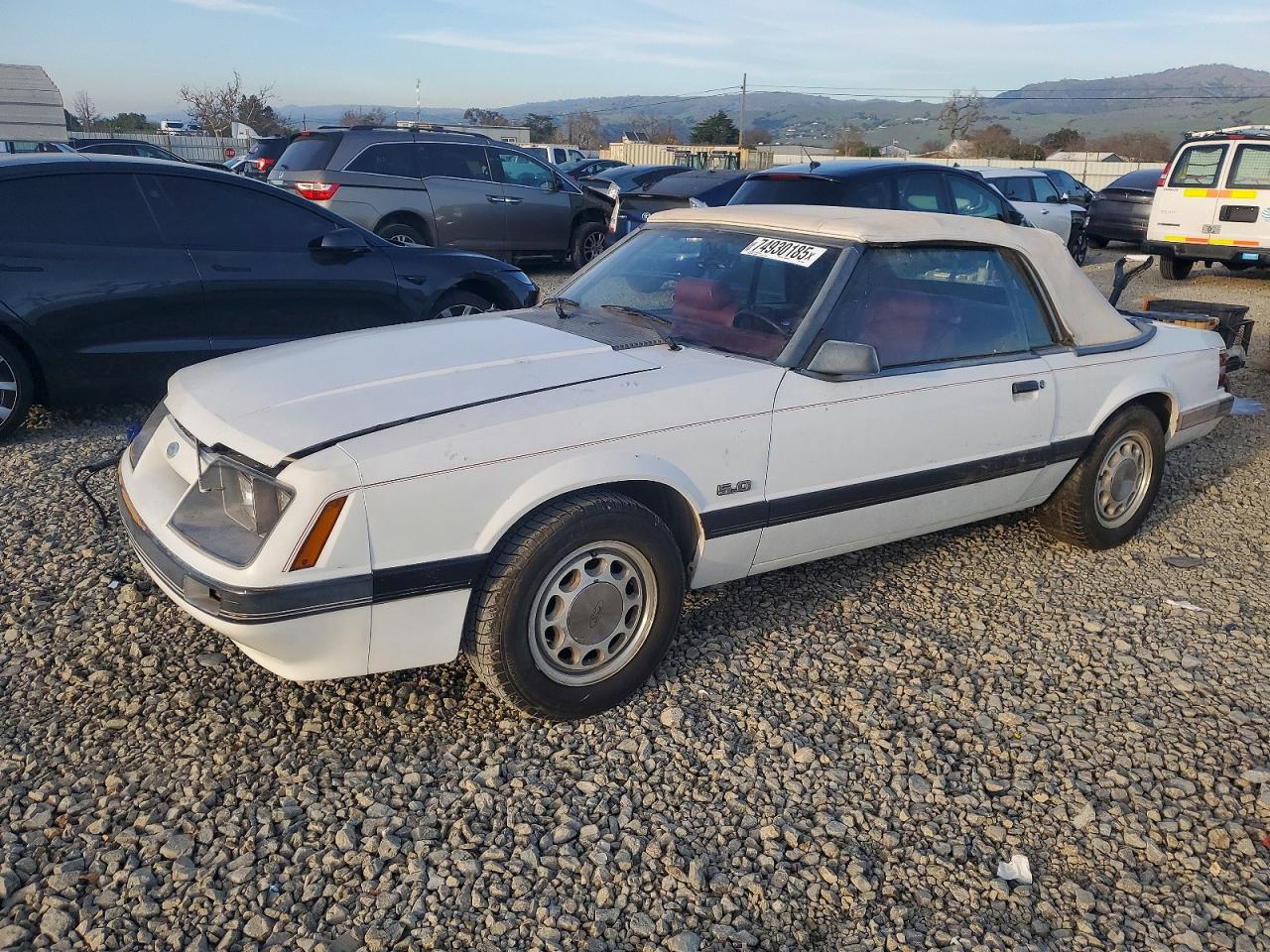 1985 Ford Mustang GT, VIN 1FABP27M4FF164033 — Mechanical