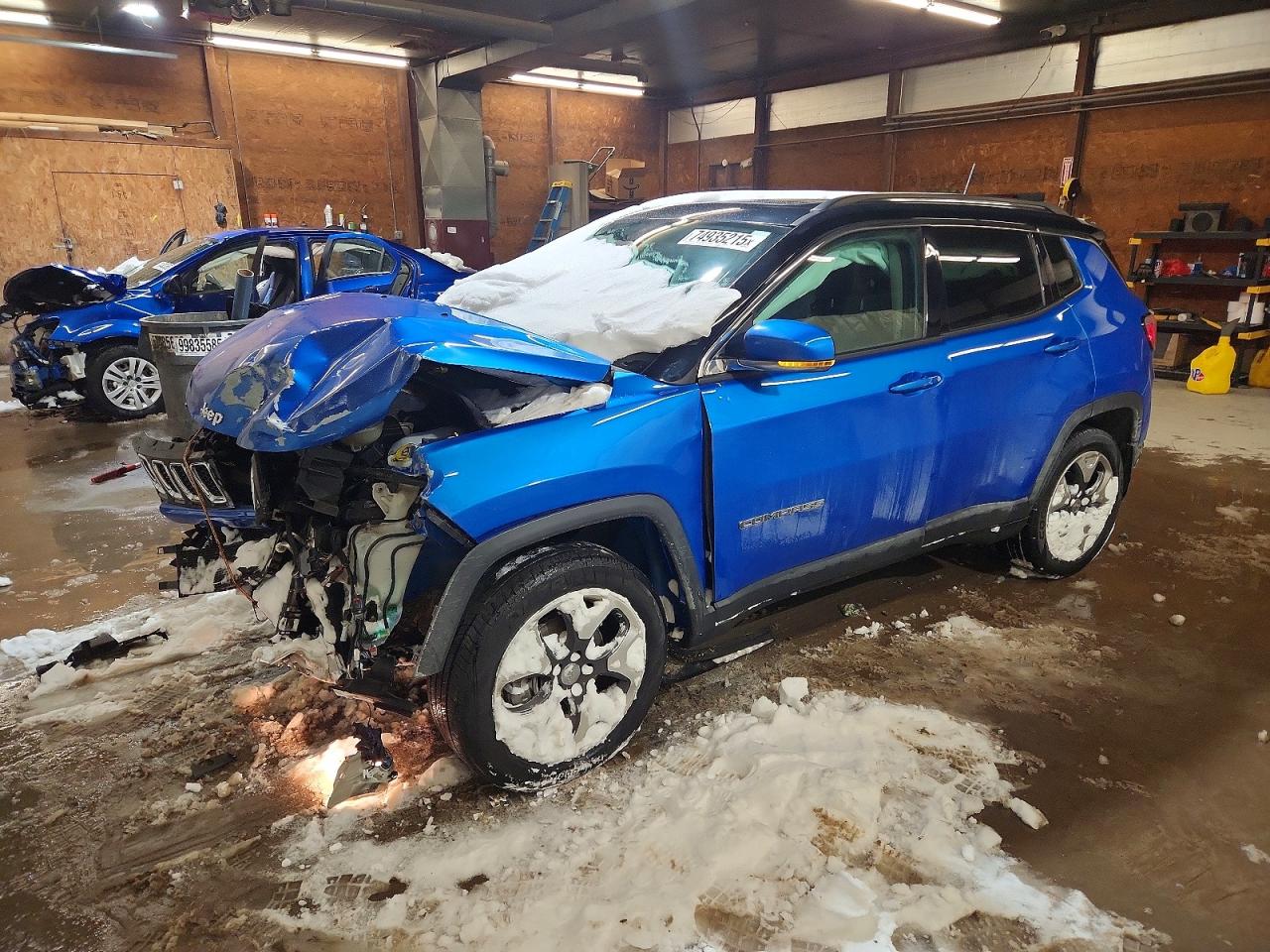 2018 Jeep Compass Limited, VIN 3C4NJDCB0JT400586 — Front end