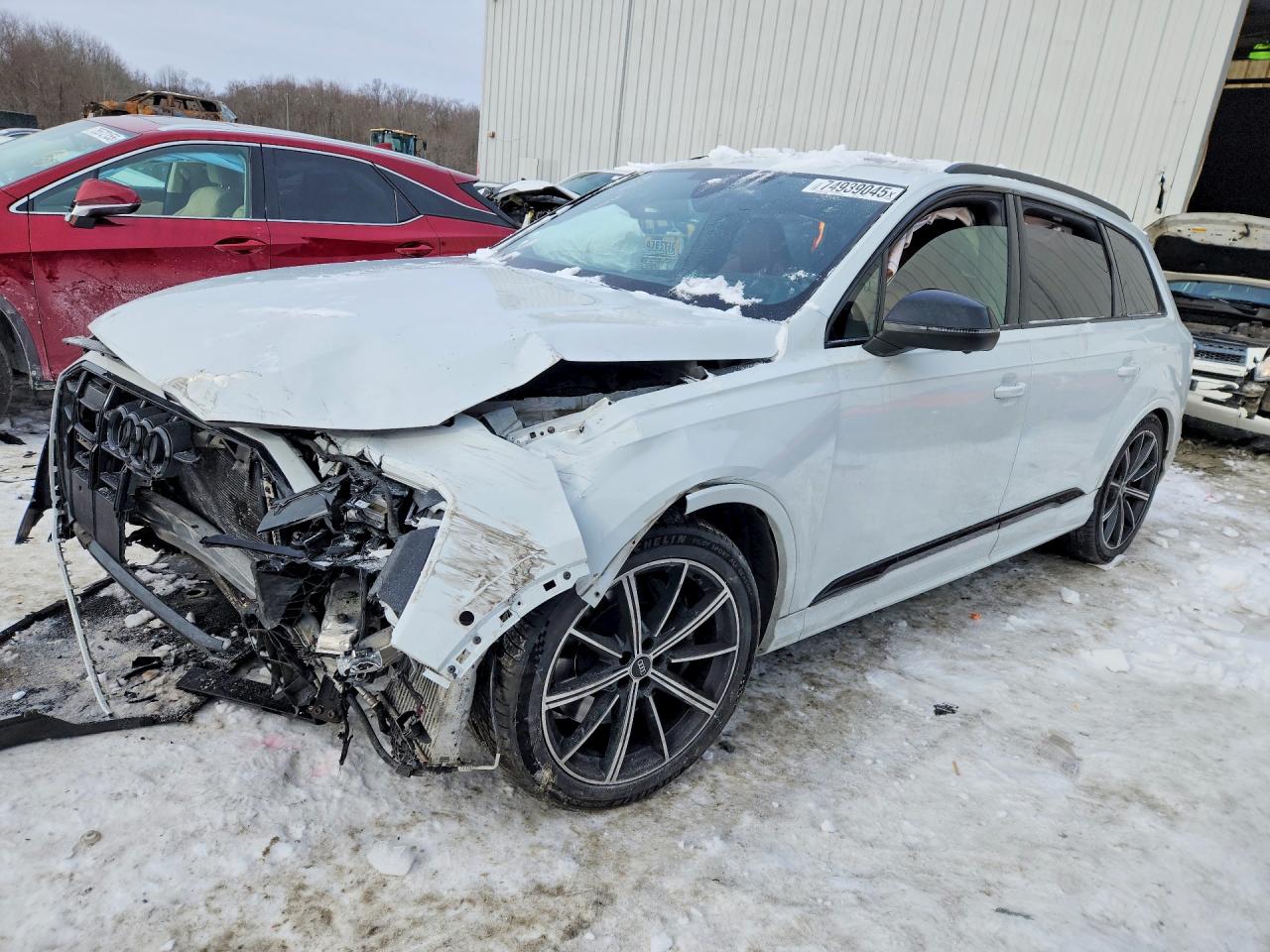 2021 Audi SQ7 Prestige, VIN WA1VWBF71MD015670 — Перед