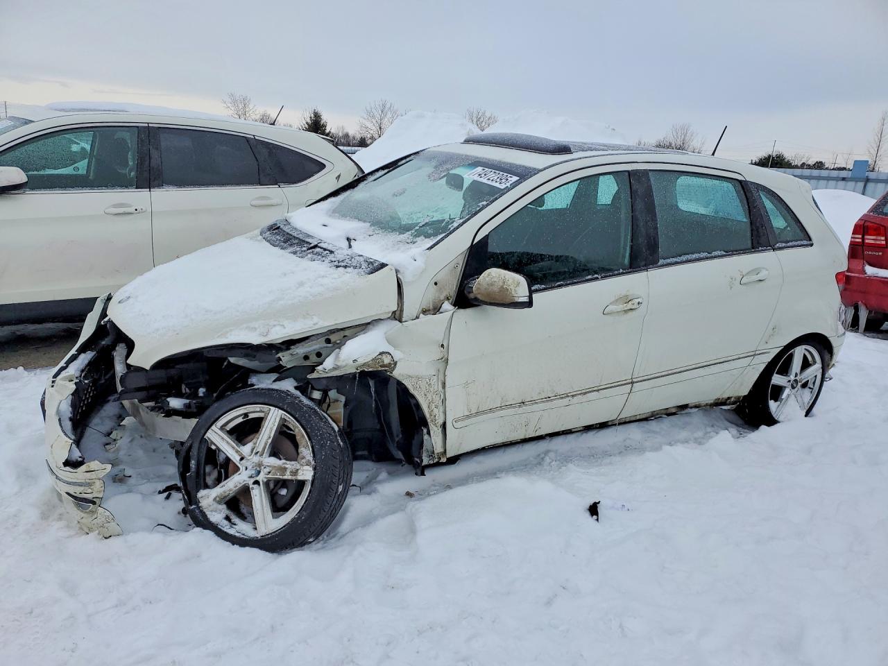 2010 Mercedes-Benz B 200, VIN WDDFH3EB2AJ566242 — Undercarriage