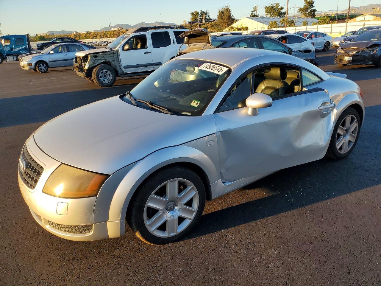 2004 Audi TT, VIN TRUSC28N441009866 — Side