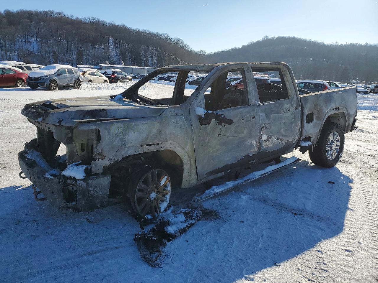 2023 GMC Sierra 2500HD Denali, VIN 1GT49REY2PF125115 — Burn