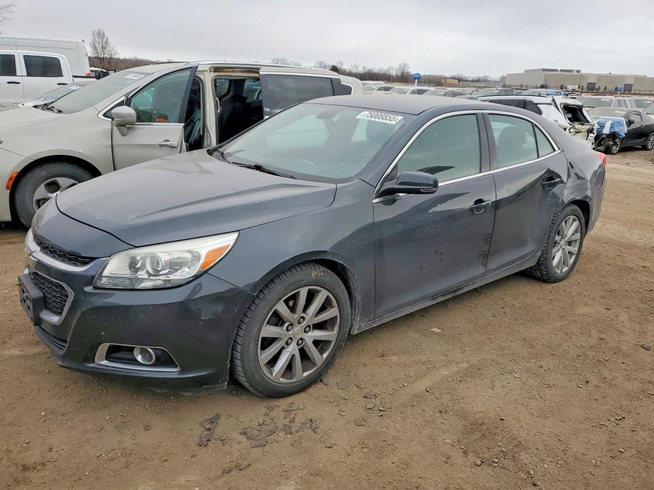 2015 Chevrolet Malibu LT, VIN 1G11D5SLXFF196749 — Side