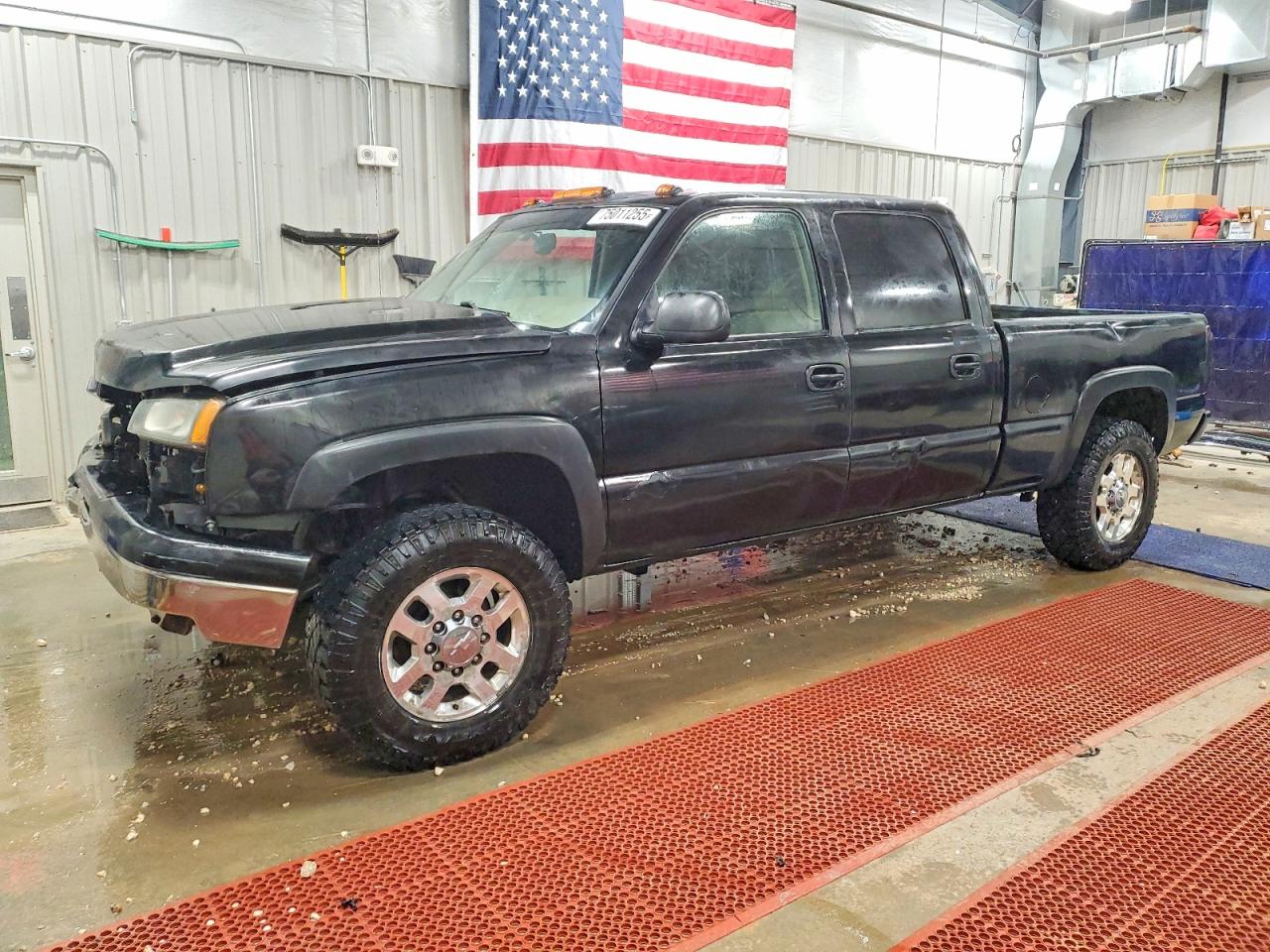 2006 Chevrolet Silverado 1500HD LT2, VIN 1GCGK13UX6F182308 — Перед