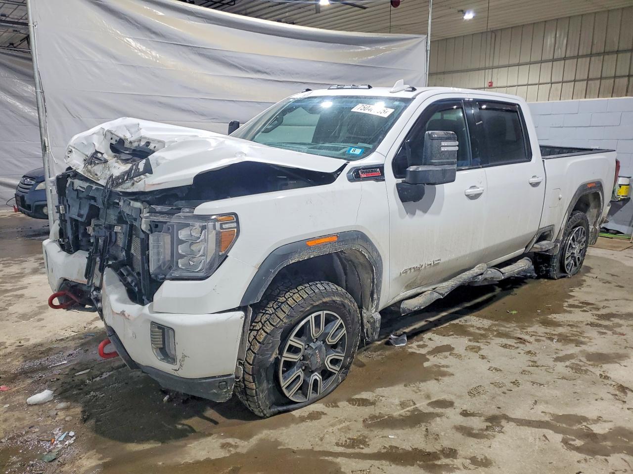 2021 GMC Sierra 2500HD AT4, VIN 1GT49PEY4MF143678 — Front end