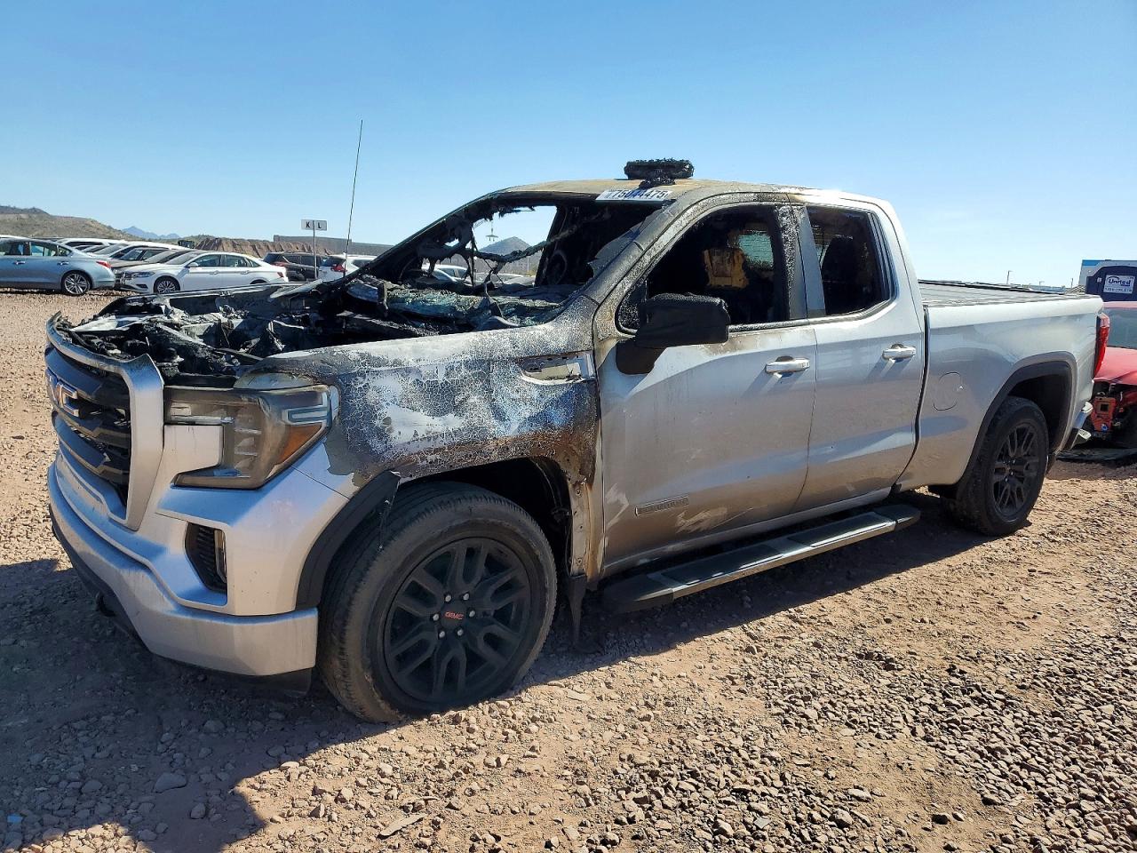 2022 GMC Sierra 1500 Elevation, VIN 1GTR8CEK4NZ231630 — Engine fire