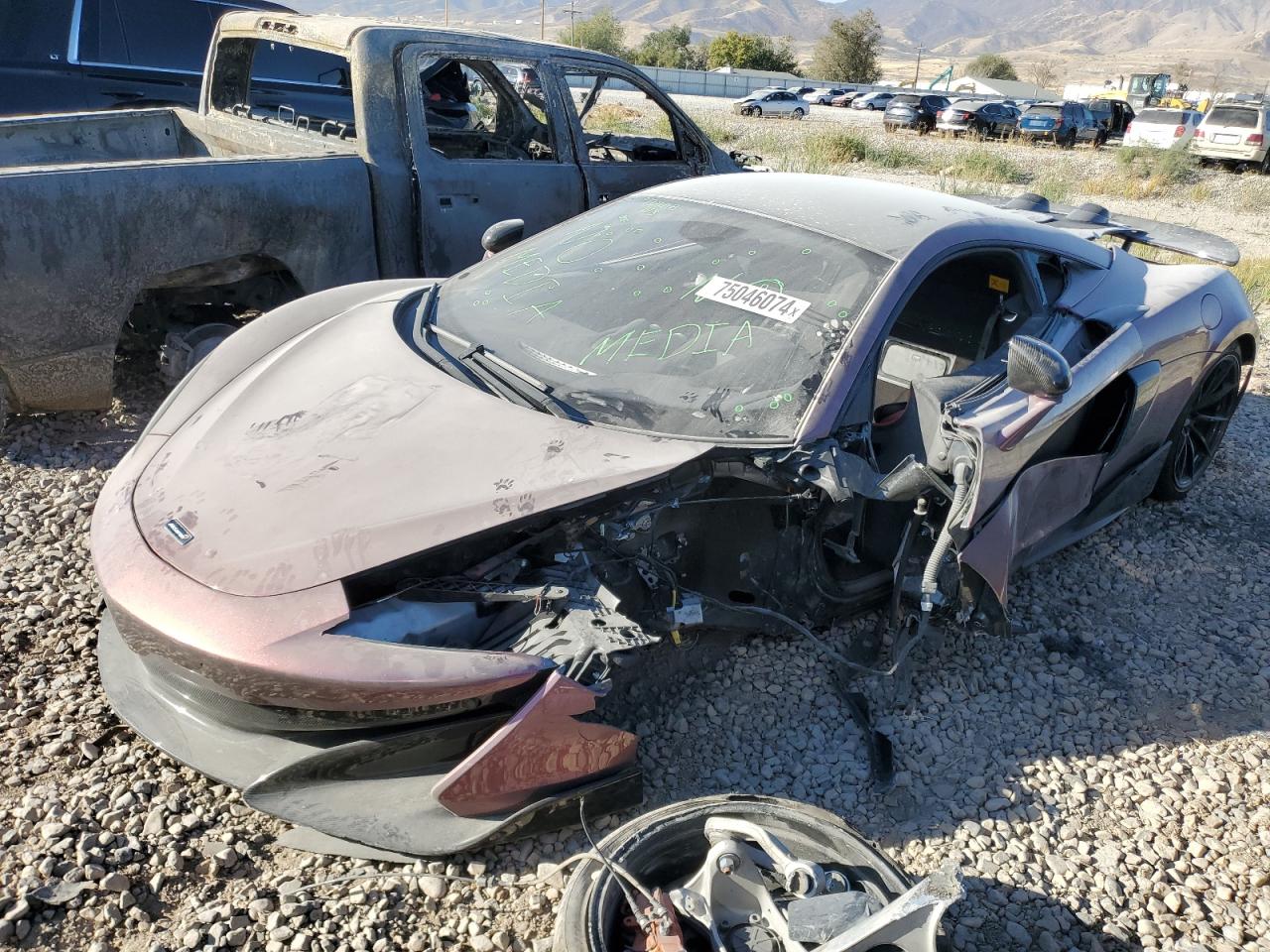 2019 McLaren 600LT, VIN SBM13RAA6KW008330 — Front end