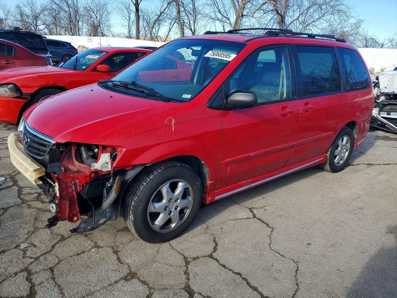 2000 Mazda MPV DX, VIN JM3LW28G1Y0129246 — Front end