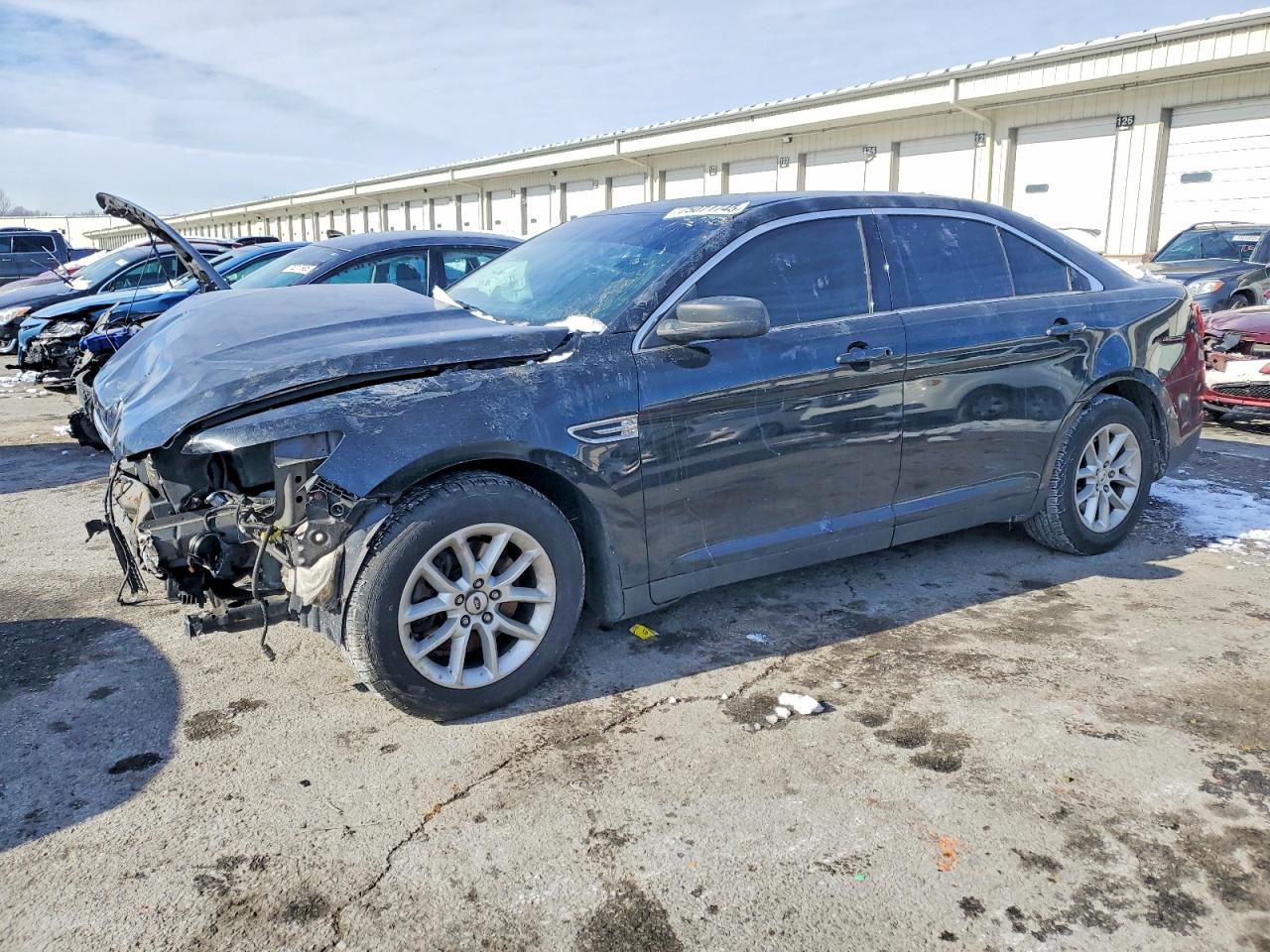 2014 Ford Taurus SE, VIN 1FAHP2D86EG168028 — Front end