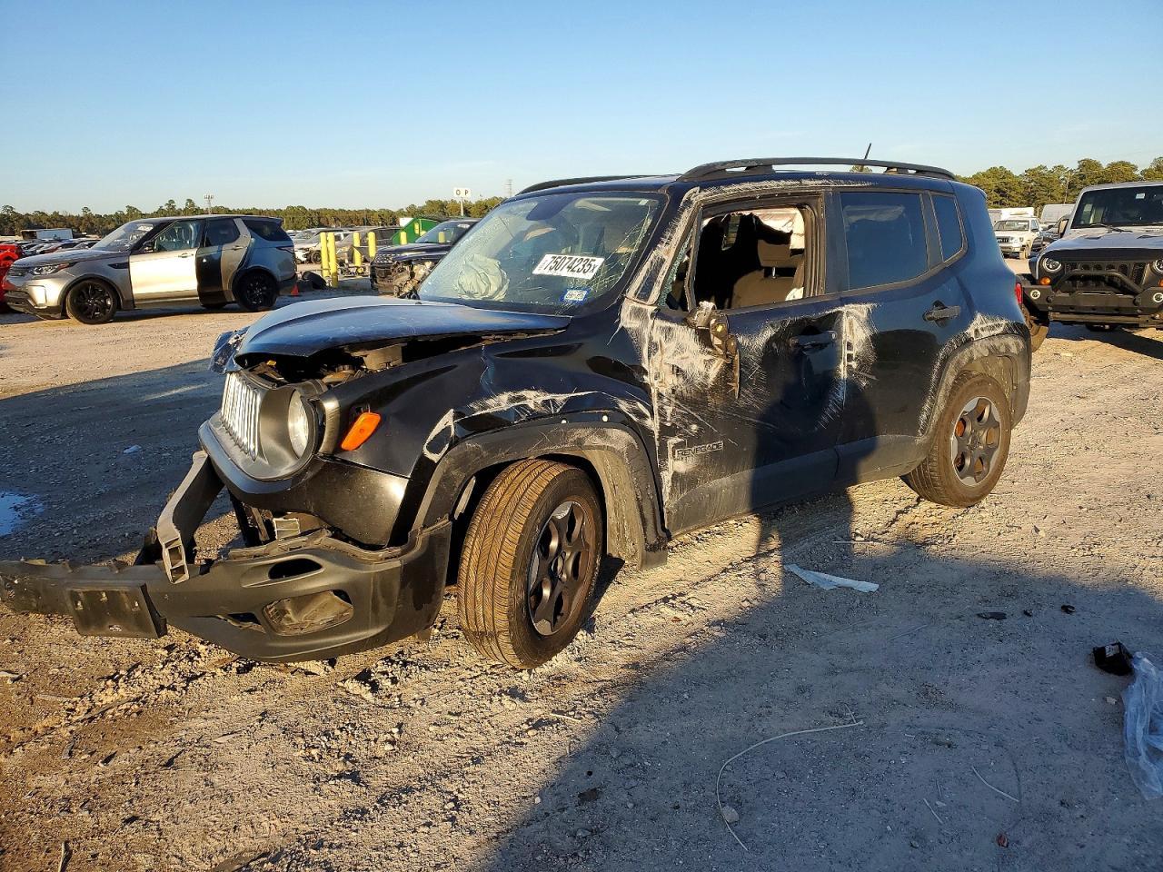 2016 Jeep Renegade Sport, VIN ZACCJAAT8GPD71436 — Front end