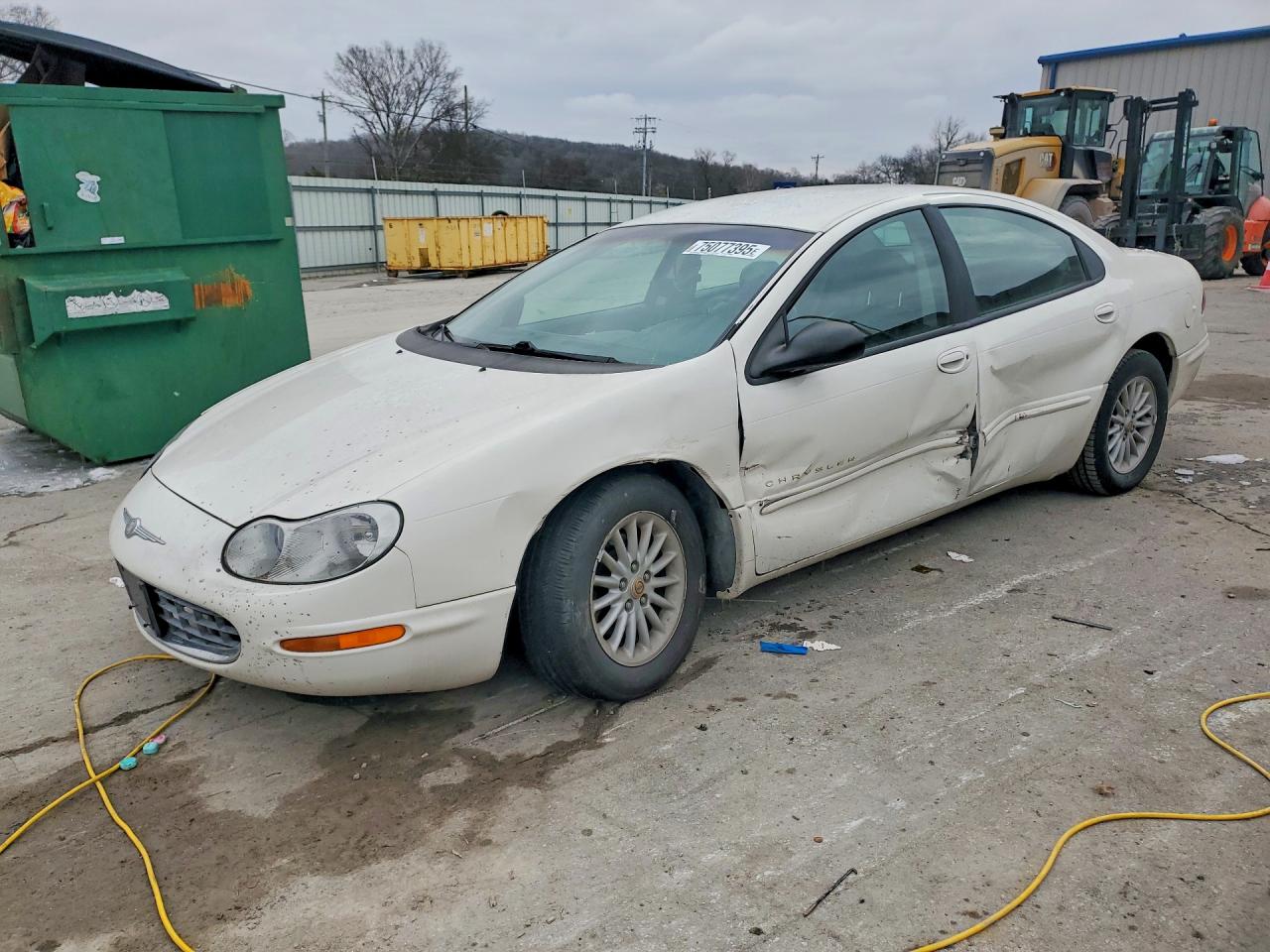1999 Chrysler Concorde, VIN 2C3HD46J1XH598043 — Бок