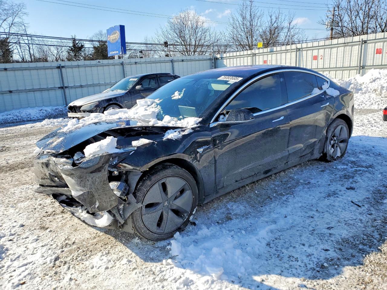 2018 Tesla Model 3 Long Range Battery, VIN 5YJ3E1EA9JF173122 — Front end