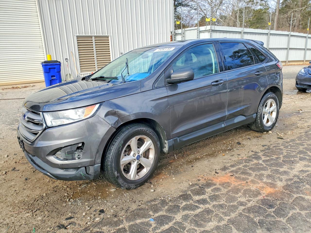 2015 Ford Edge SE, VIN 2FMTK4G99FBC13051 — Side