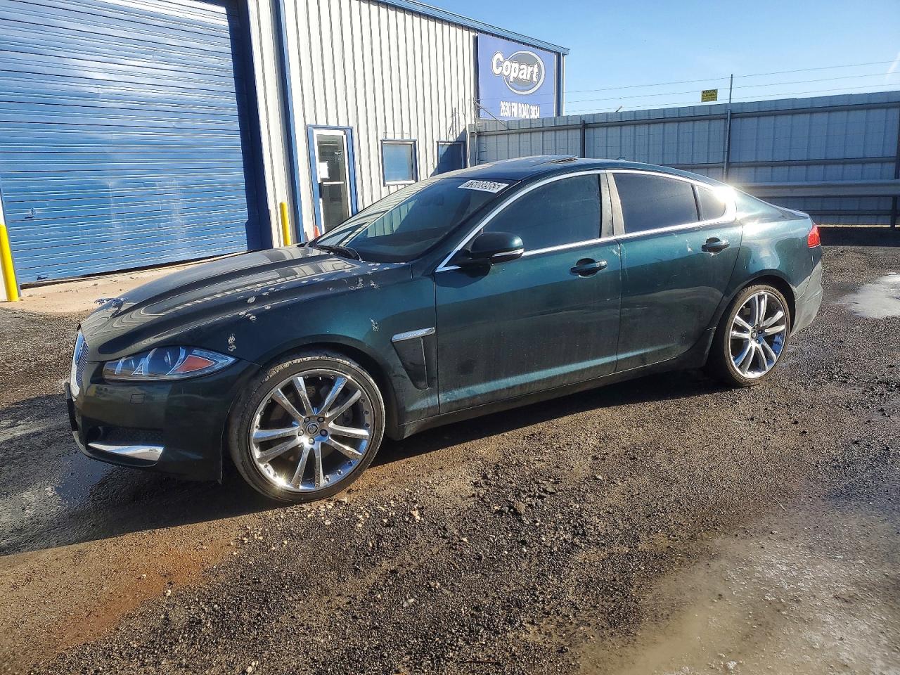 2015 Jaguar XF Portfolio, VIN SAJWA0F70F8U77311 — Minor dents and scratches