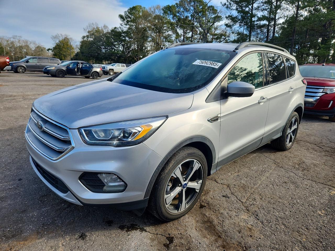 2018 Ford Escape SEL, VIN 1FMCU0HD8JUD14719 — Minor dents and scratches