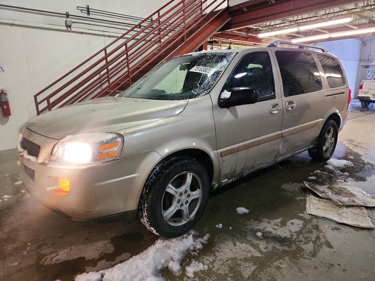2006 Chevrolet Uplander LT, VIN 1GNDX33L36D166025 — Rear end