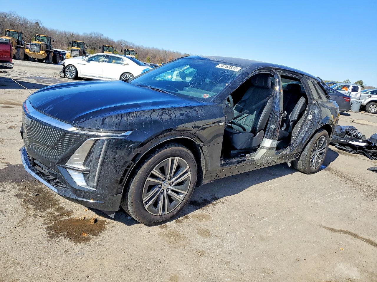 2023 Cadillac LYRIQ RWD Luxury, VIN 1GYKPMRK4PZ002642 — Stripped