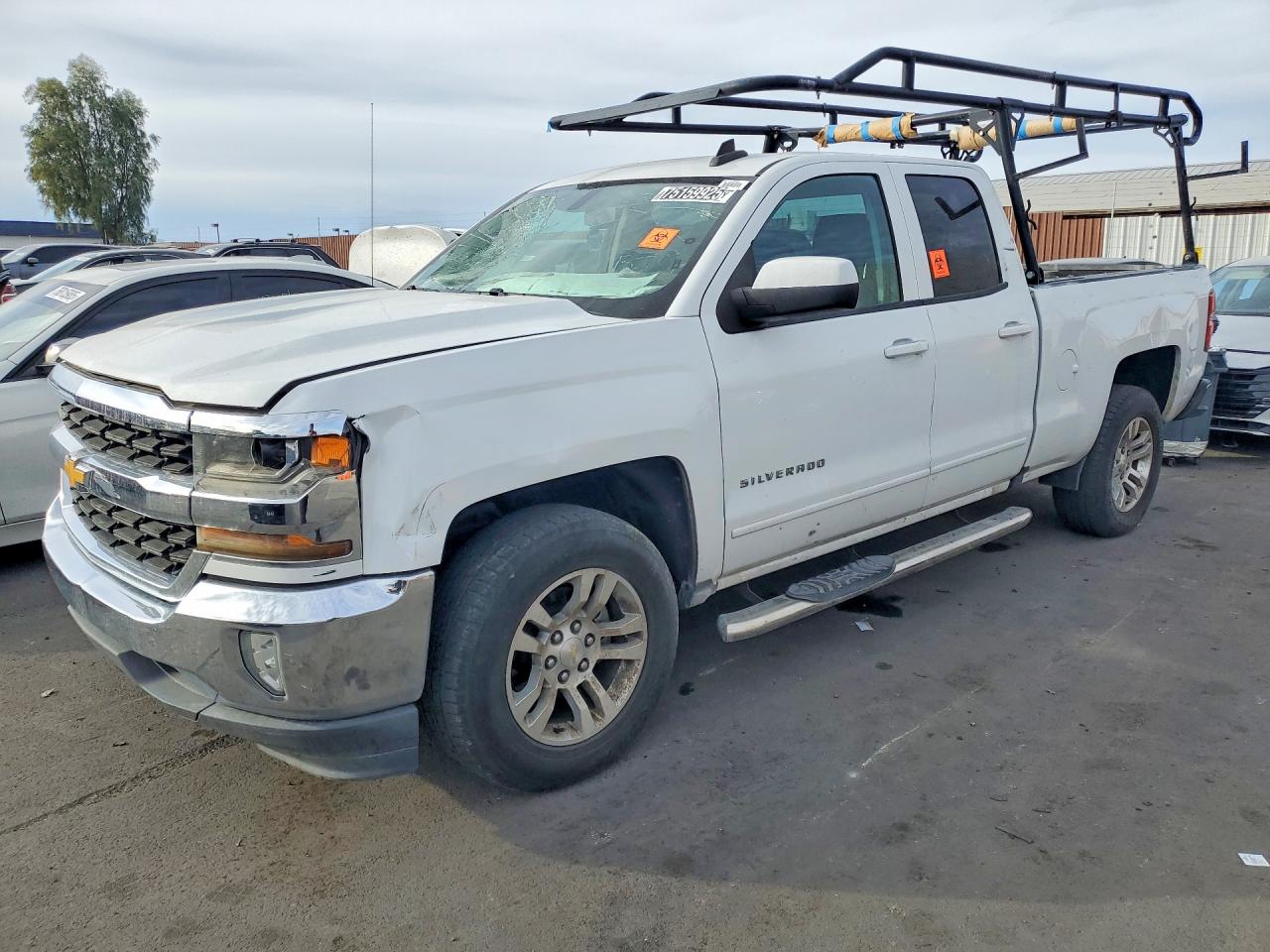 2018 Chevrolet Silverado 1500 LT, VIN 1GCRCREC7JZ366251 — Biohazard / chemical