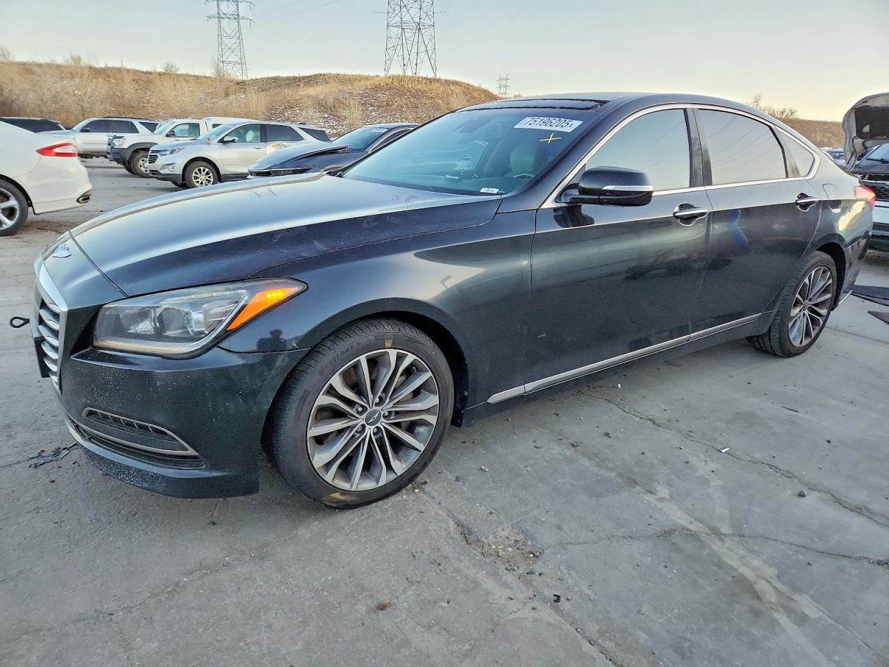2015 Hyundai Genesis 3.8L, VIN KMHGN4JE8FU100586 — Перед