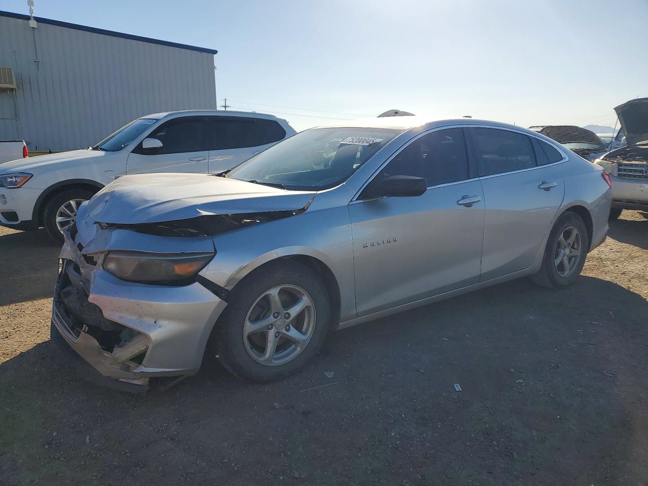 2018 Chevrolet Malibu LS, VIN 1G1ZB5ST6JF231840 — Front end