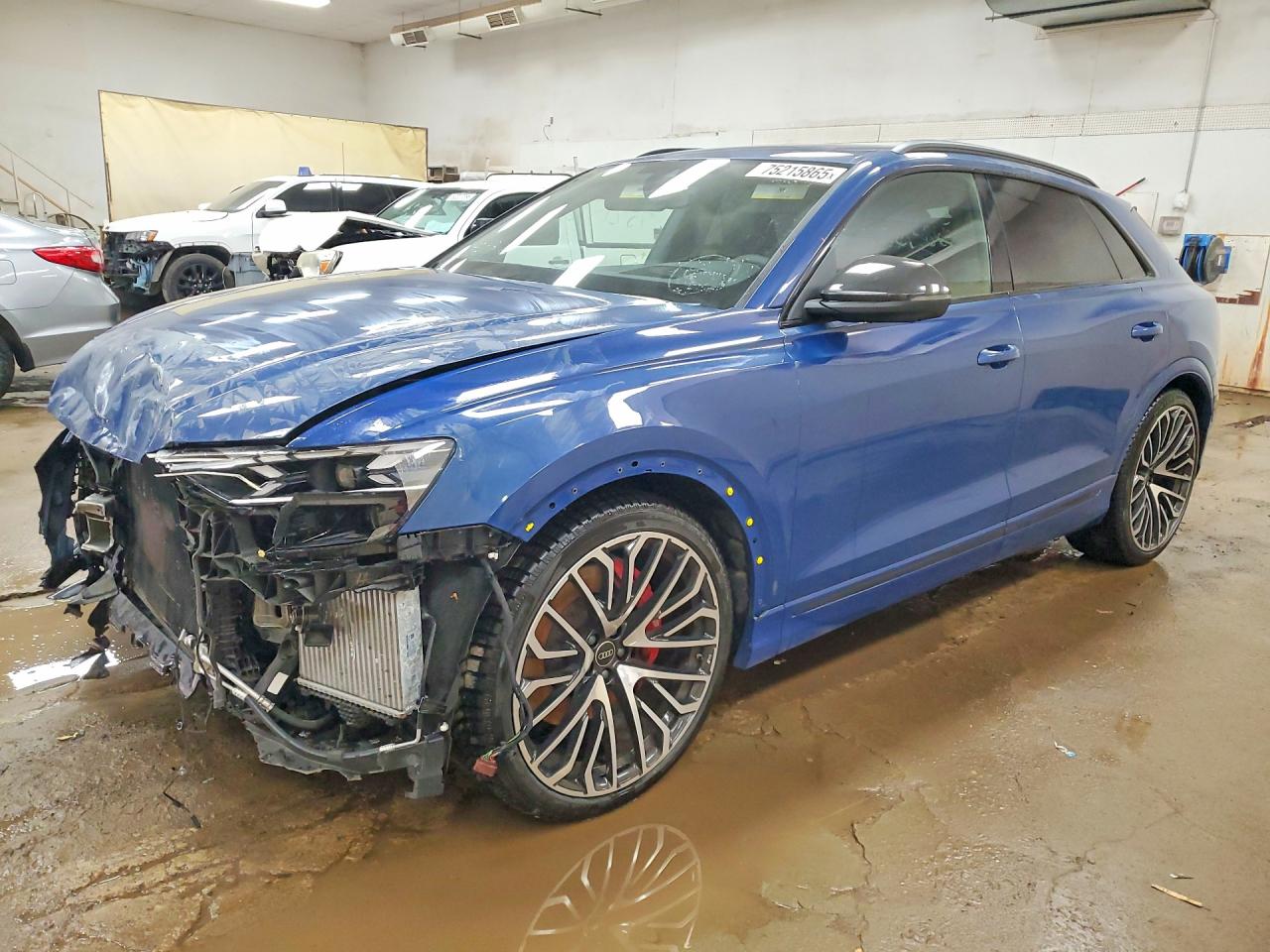 2025 Audi SQ8 Prestige, VIN WA1CWBF1XSD010290 — Front end